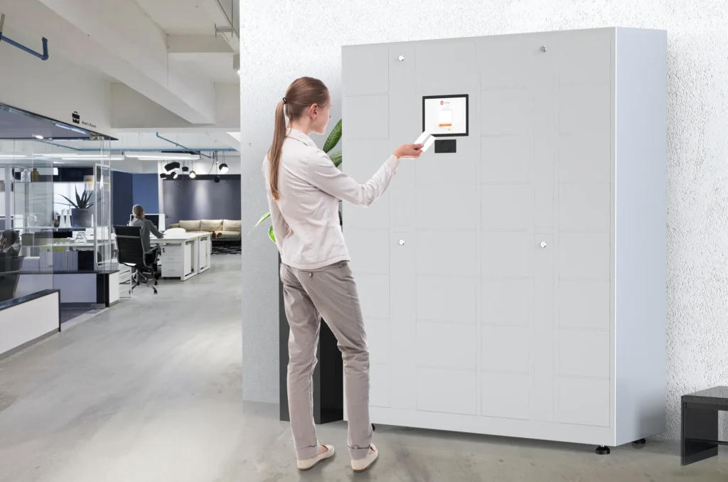 Green Smart Lockers https://greenlockers.co/the-future-of-storage-how-smart-lockers-are-revolutionizing-security-and-convenience blog picture